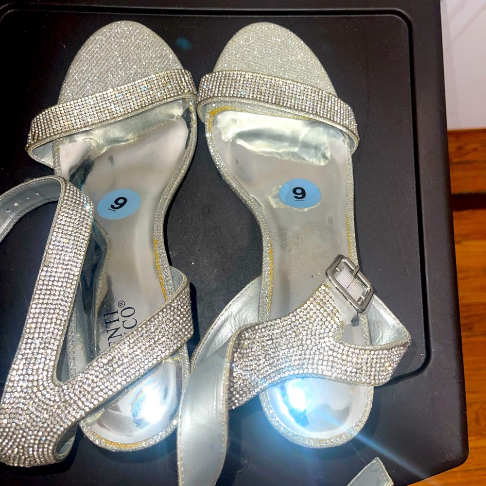 Elegant Silver Women's Sandals